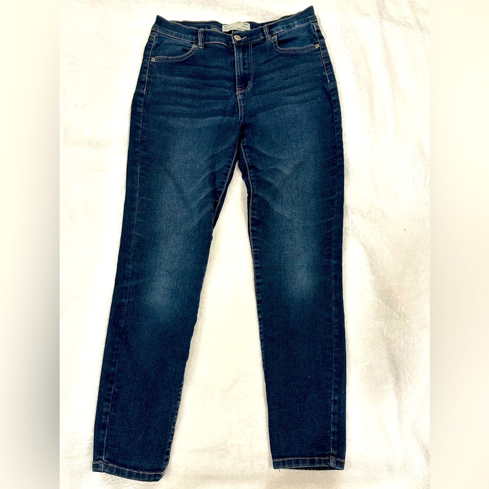 ⭐️ 2/$8 - Women’s Jeggings ⭐️